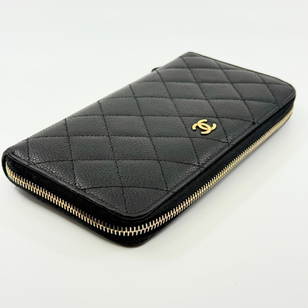Chanel Quilted Wallet Caviar Leather — view 8