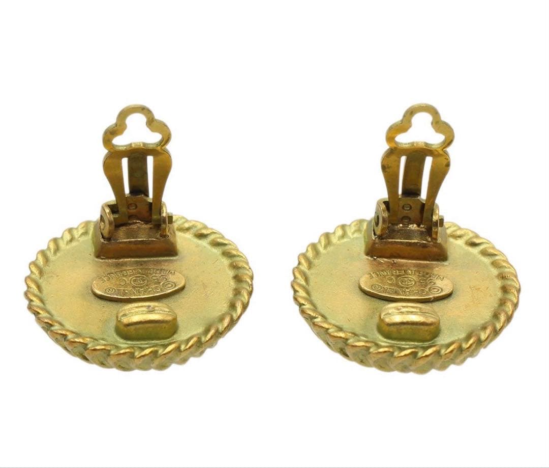 Chanel Cocomark Round Earring