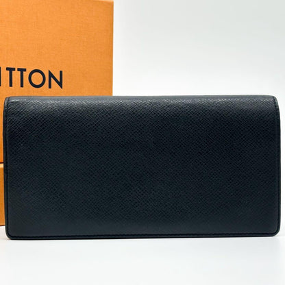 Louis Vuitton Portefeuille Brazza Taiga Black Bifold Wallet — view 3