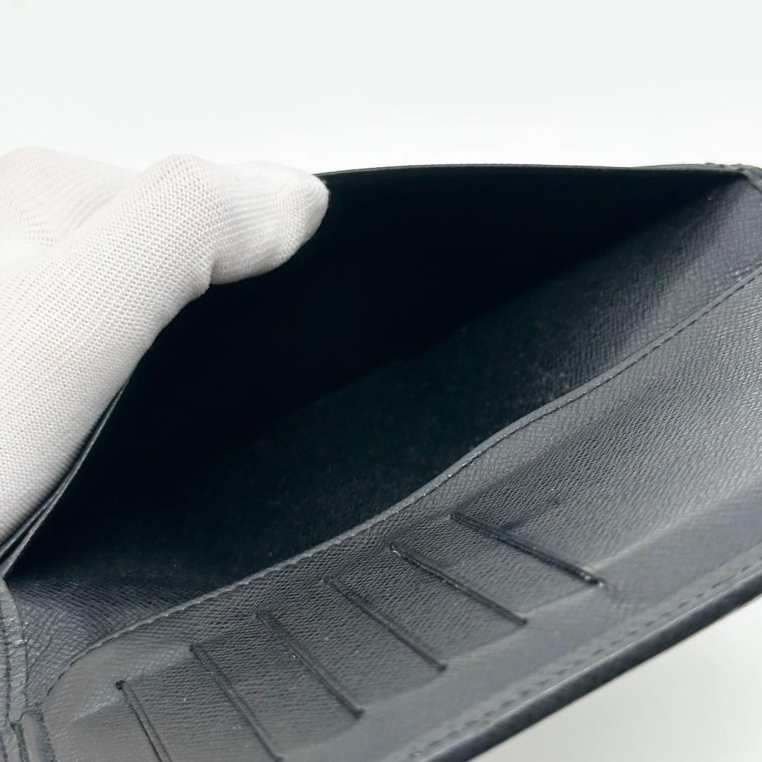 Louis Vuitton Portefeuille Brazza Taiga Black Bifold Wallet — view 9