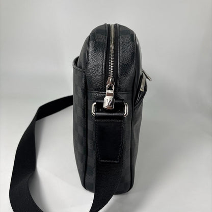 Louis Vuitton Super Damier Graphite Dayton MM Shoulder Bag — view 4