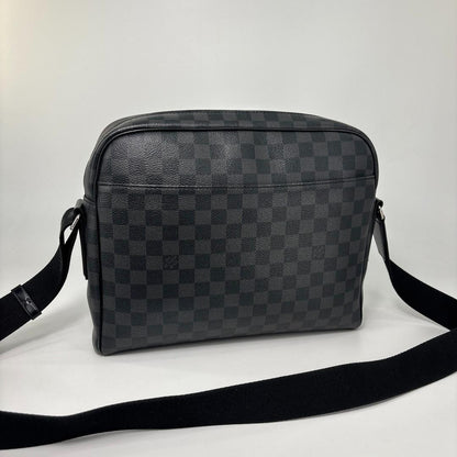 Louis Vuitton Super Damier Graphite Dayton MM Shoulder Bag — view 5