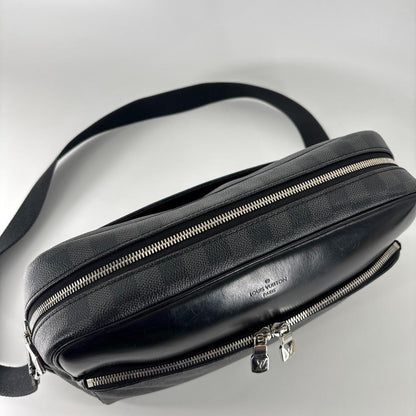 Louis Vuitton Super Damier Graphite Dayton MM Shoulder Bag — view 6