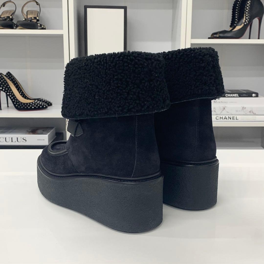 Hermes Emmisfer Suede Sheepskin Belt Short Boots — view 5