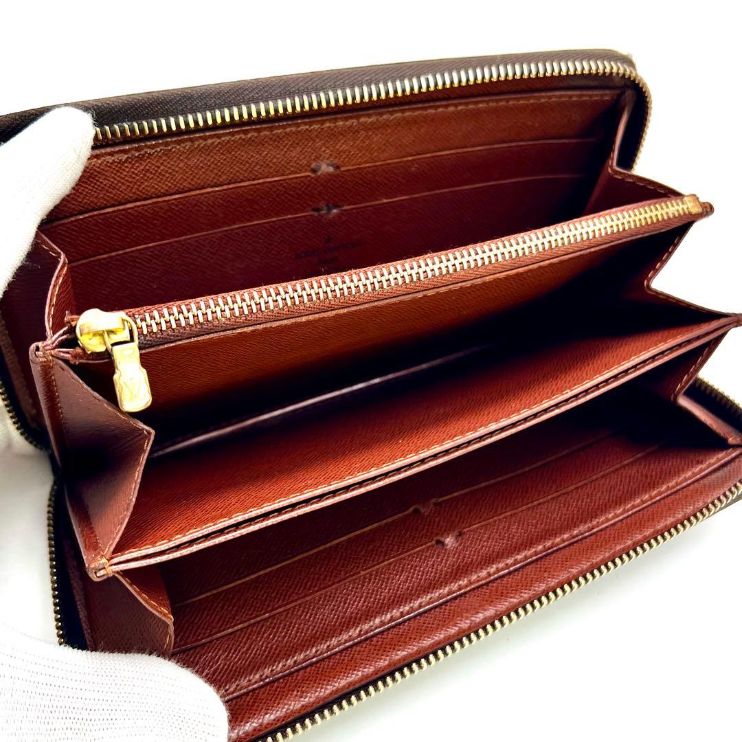 Louis Vuitton Monogram Zippy Wallet Round — view 8