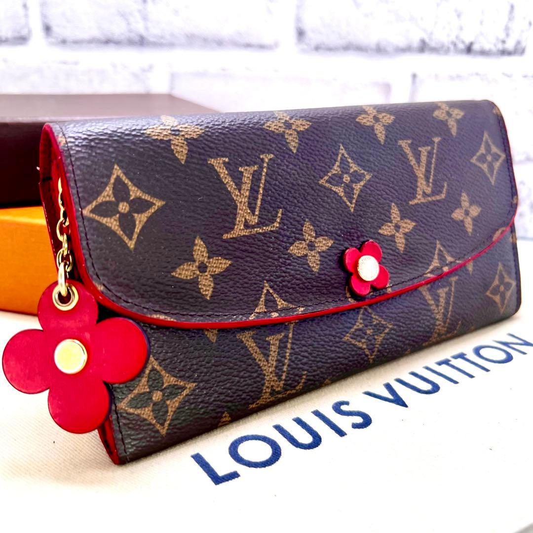 Louis Vuitton Portefeuille Emily Rouge Flower Charm Monogram