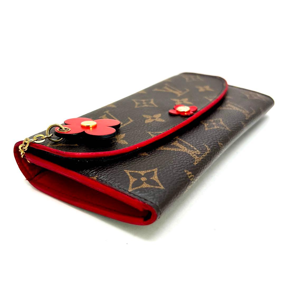 Louis Vuitton Portefeuille Emily Rouge Flower Charm Monogram — view 5