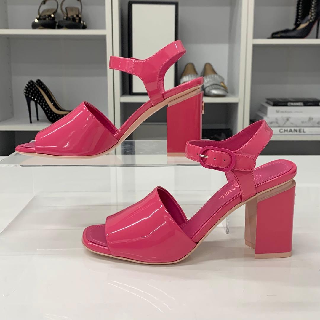 Chanel CC Logo Patent Strap Sandals Pink