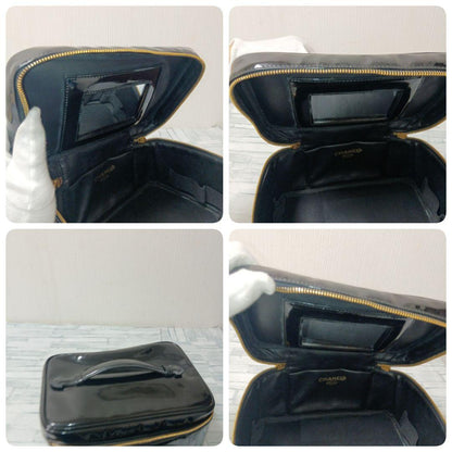 Chanel Vanity Pouch Enamel with Mirror Black CC Logo — view 8