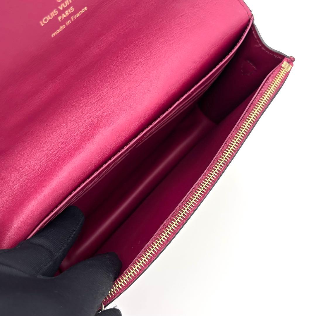 Louis Vuitton Monogram Portefeuille Flor Chain Fuchsia Shoulder Bag — view 4