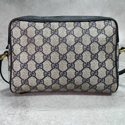 Gucci GG Sherry Line Shoulder Bag Navy Leather Logo — view 3