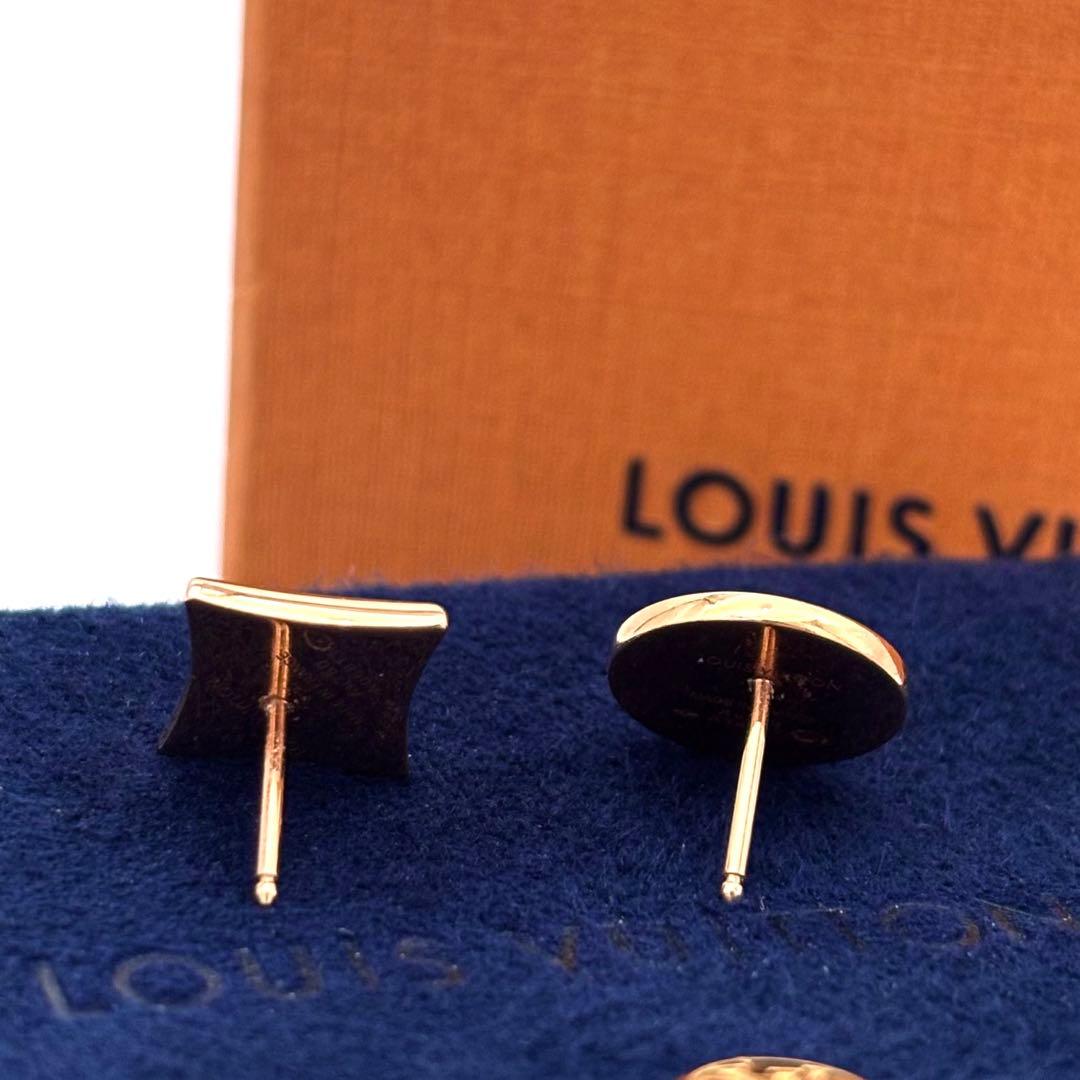 Louis Vuitton Fine Sun Blossom Star Earrings — view 2