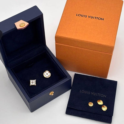 Louis Vuitton Fine Sun Blossom Star Earrings — view 6