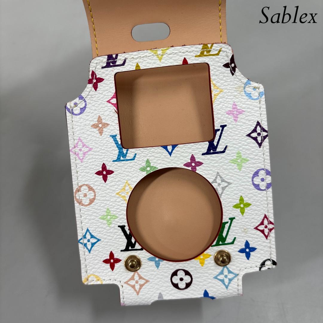 [unused] Louis Vuitton I Pod Case Multicolor M60014