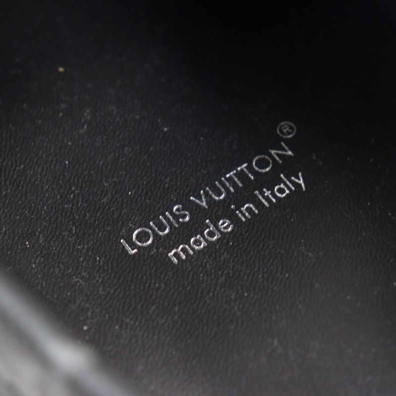 Louis Vuitton 2023 LV Driver Line Leather Embossed Moccasin Loafers With LV