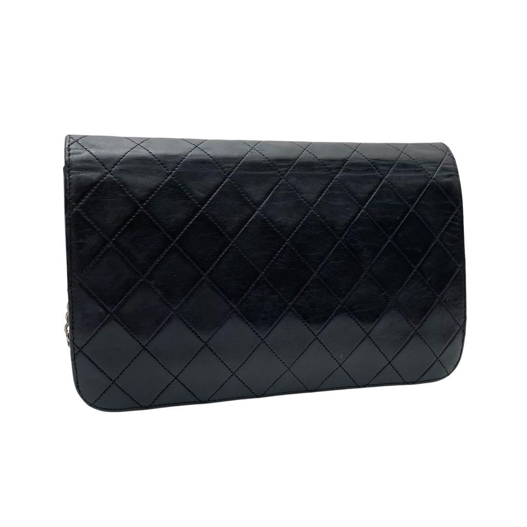 Chanel Quilted Lambskin Chain Shoulder Bag CC Logo Black — view 2