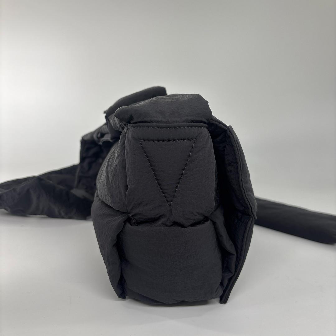 Bottega Veneta IC Padded Tech Shoulder Bag Black — view 4