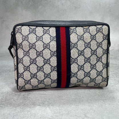 Gucci GG Sherry Line Clutch Navy Leather — view 2