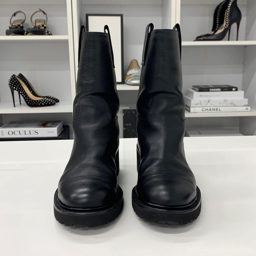 Chanel Leather Logo CC Short Boots Black — view 4