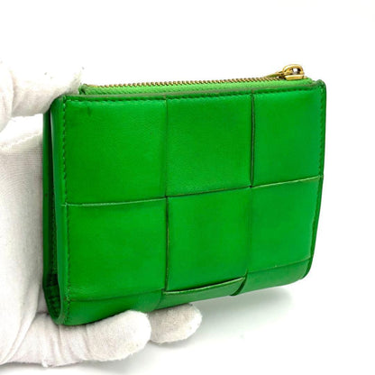 Bottega Veneta Fold Wallet Cassette Maxi Intrecciato Green — view 2