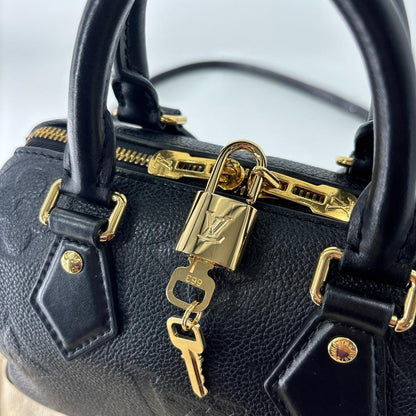 Louis Vuitton Super Monogram Speedy Bandouliere 20 Handbag — view 7