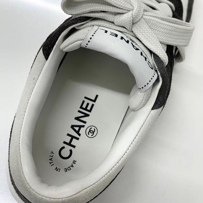 Chanel CC Logo Suede Sneakers Gray — view 8