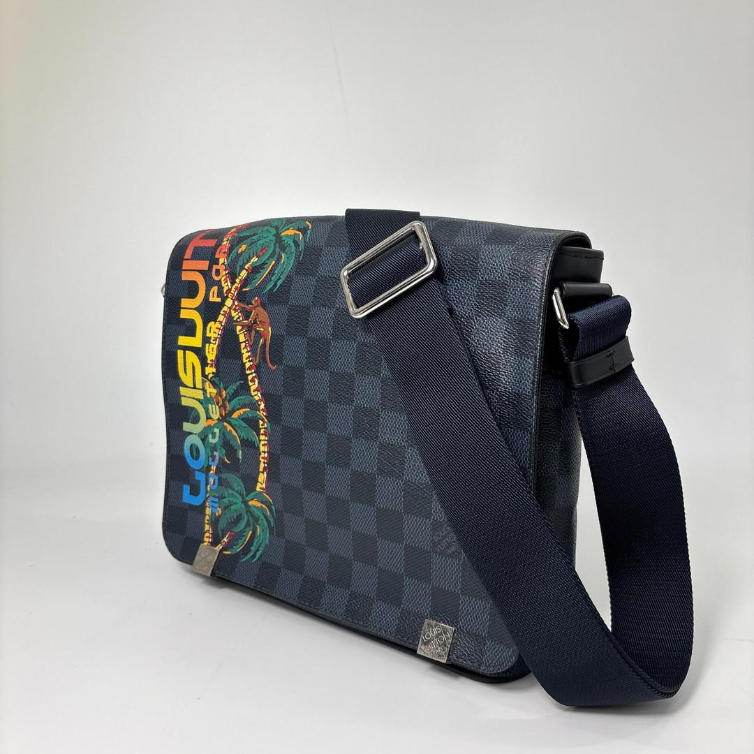 Louis Vuitton District PM Damier Cobalt Shoulder Bag — view 2