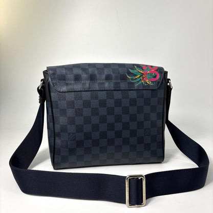 Louis Vuitton District PM Damier Cobalt Shoulder Bag — view 5