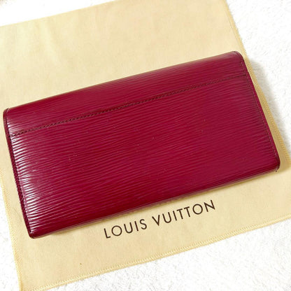 Louis Vuitton Portefeuille Sarah Epi Fuchsia Long Wallet