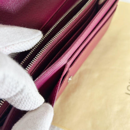 Louis Vuitton Portefeuille Sarah Epi Fuchsia Long Wallet