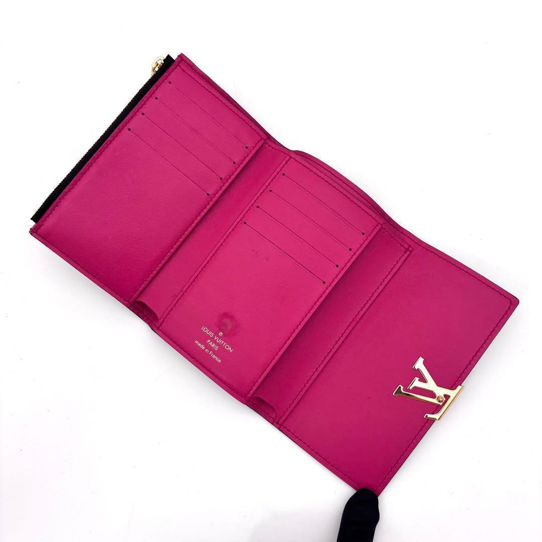 Louis Vuitton Portefeuille Capucines Compact Trifold Wallet — view 3