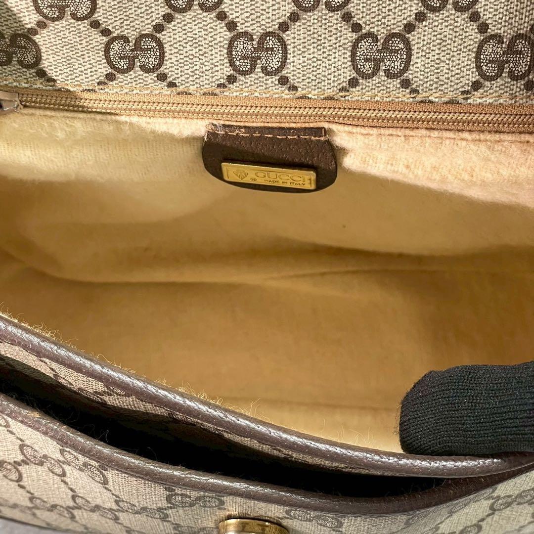 Gucci GG Shoulder Bag Brown Beige Leather Logo — view 5