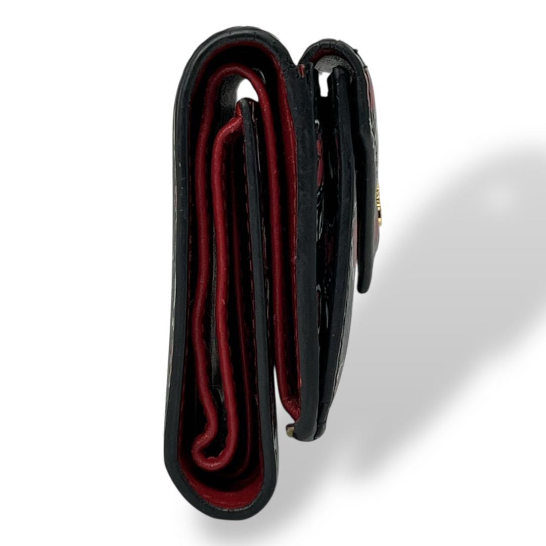 Prada Trifold Wallet Vittelomove Gold Logo Heart Saffiano Black