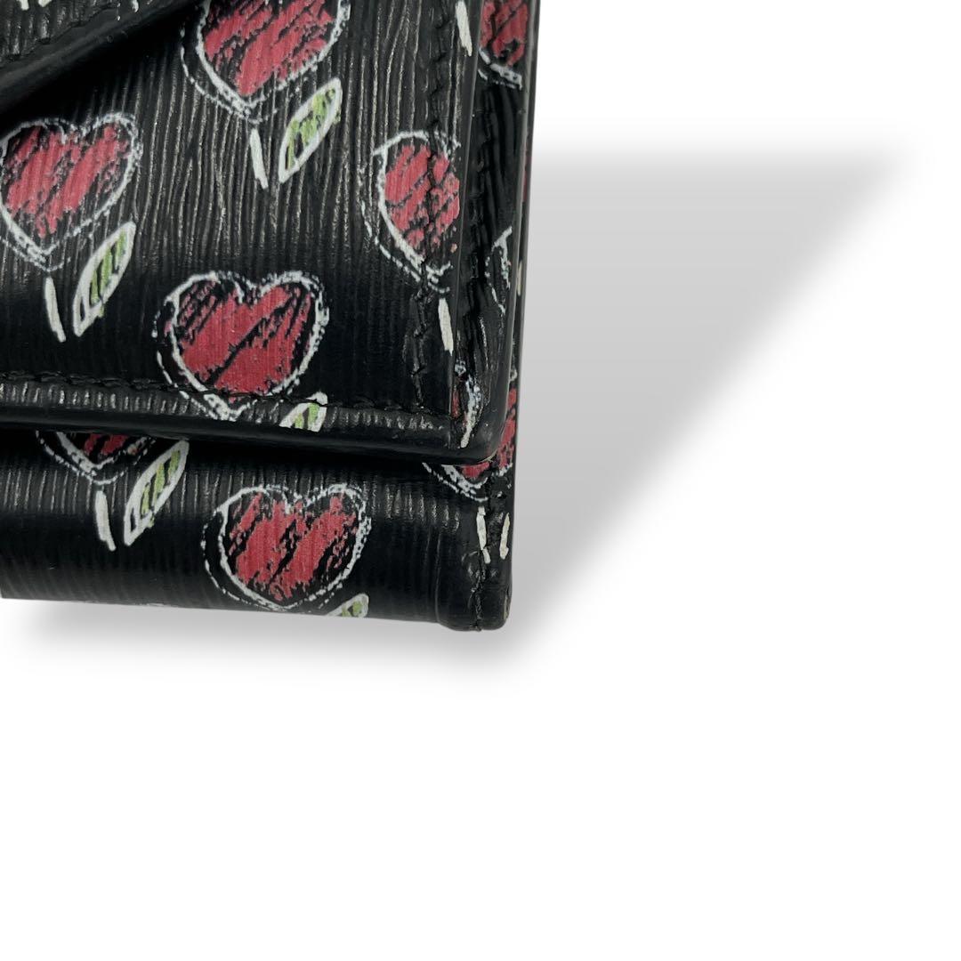 Prada Trifold Wallet Vittelomove Gold Logo Heart Saffiano Black