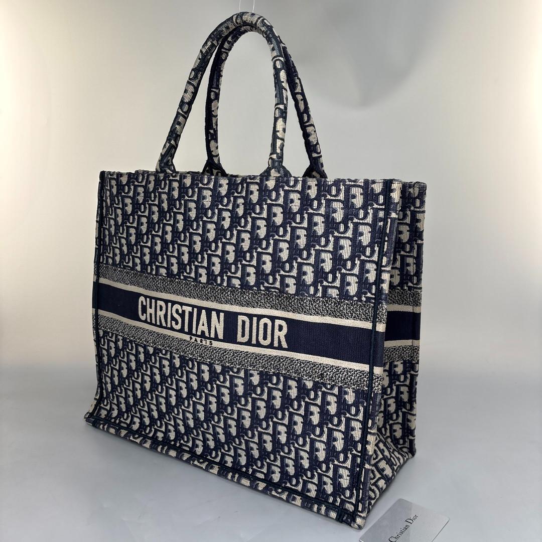Dior Super Oblique Book Tote Large — view 2