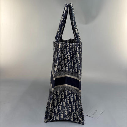 Dior Super Oblique Book Tote Large — view 4