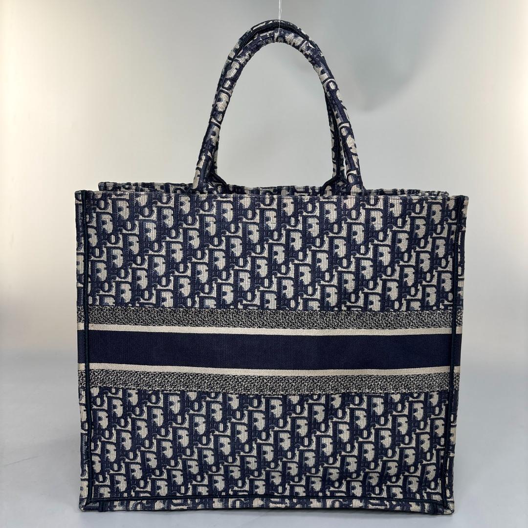 Dior Super Oblique Book Tote Large — view 5