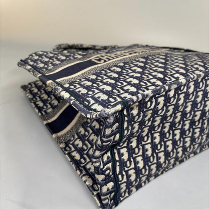 Dior Super Oblique Book Tote Large — view 7
