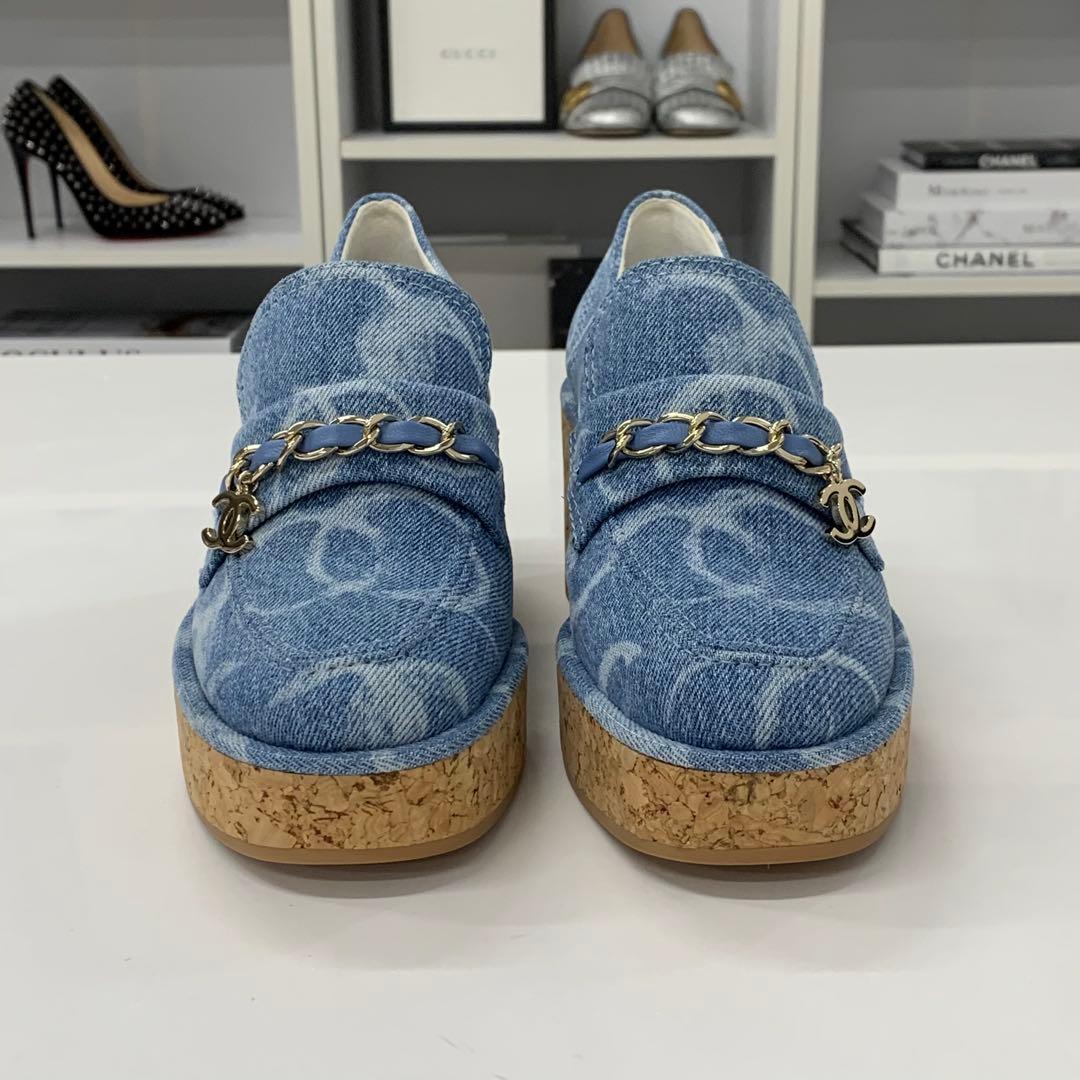 Chanel CC Logo Chain Denim Thick Bottom Cork Loafers Blue — view 4