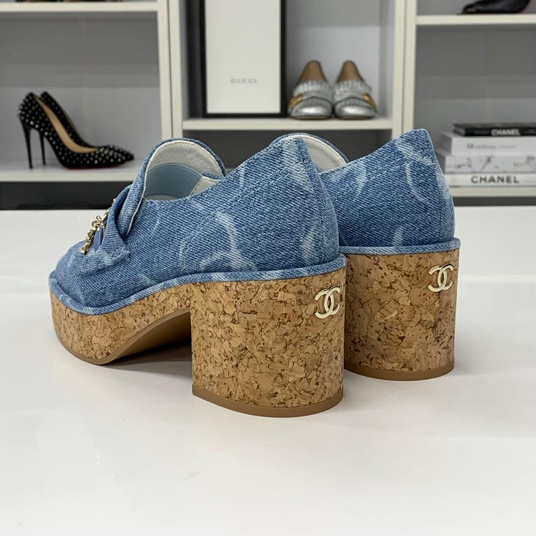 Chanel CC Logo Chain Denim Thick Bottom Cork Loafers Blue — view 5