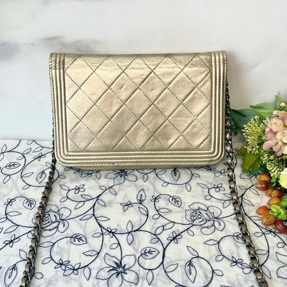 Chanel Chain Wallet Quilted — view 2