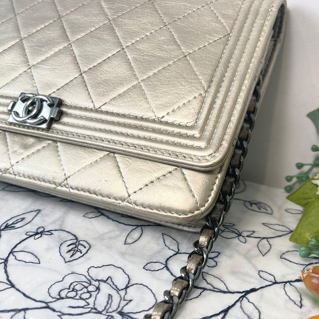 Chanel Chain Wallet Quilted — view 4