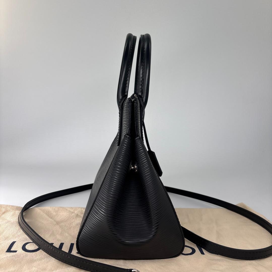 Louis Vuitton Epi Ma Roulis BB Shoulder — view 4