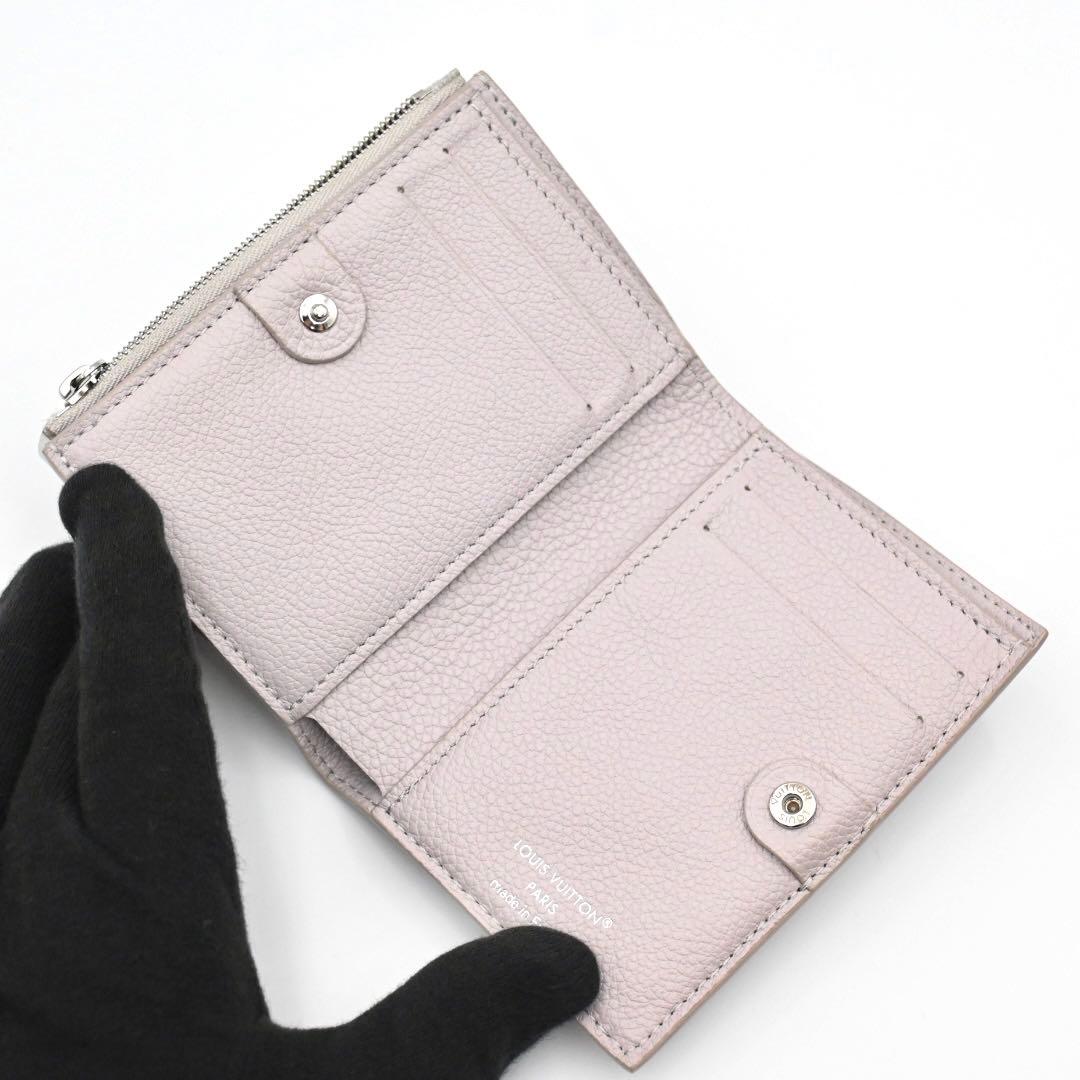 Louis Vuitton Empreinte Bicolor Portefeuille Lisa Bifold Wallet — view 3
