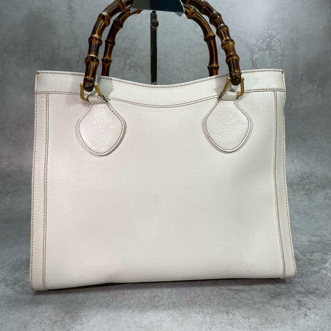 Gucci Diana Handbag Bamboo White Leather — view 2