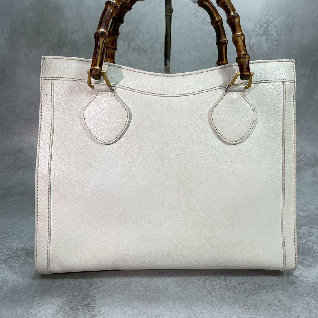 Gucci Diana Handbag Bamboo White Leather — view 3
