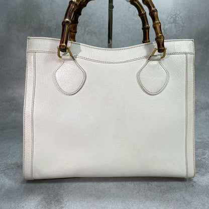 Gucci Diana Handbag Bamboo White Leather — view 3