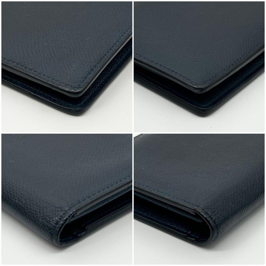 Louis Vuitton Portefeuille Brazza Taiga Navy Bifold Wallet — view 7