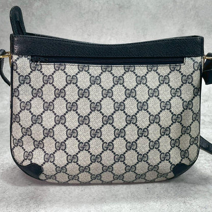 Gucci GG Shoulder Bag Navy Beige Leather Logo — view 3