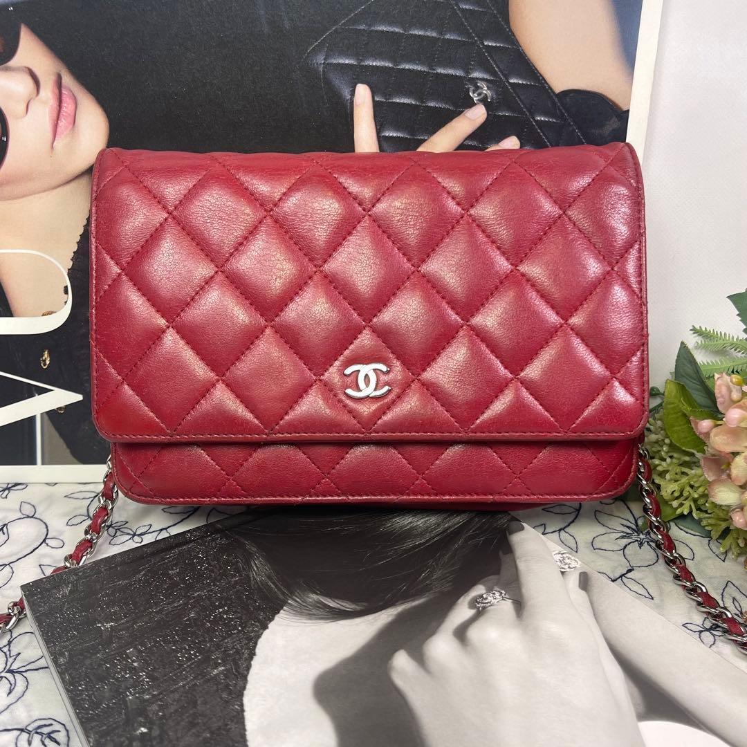 Chanel Chain Wallet Quilted Shoulder Bag — view 2